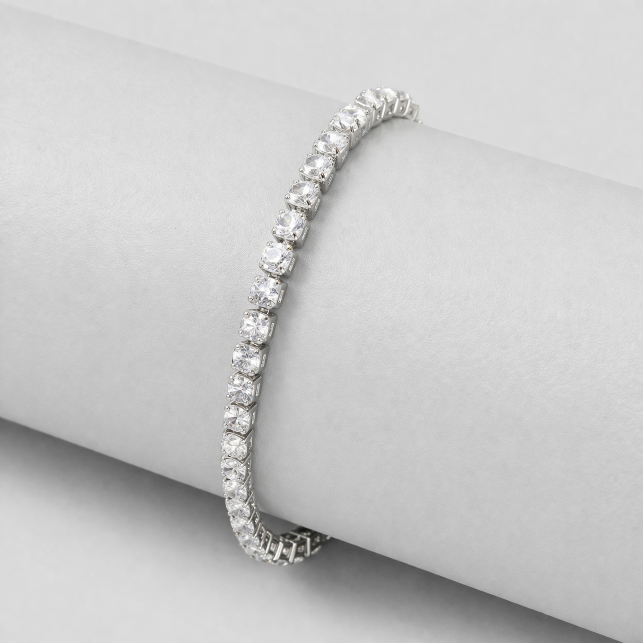 Valerara™ Iced-Out Tennis Bracelet 3mm