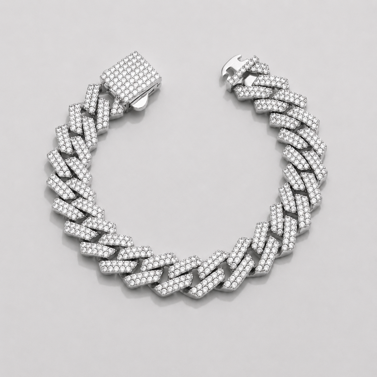 Valerara Iced Cuban Bracelet 14mm